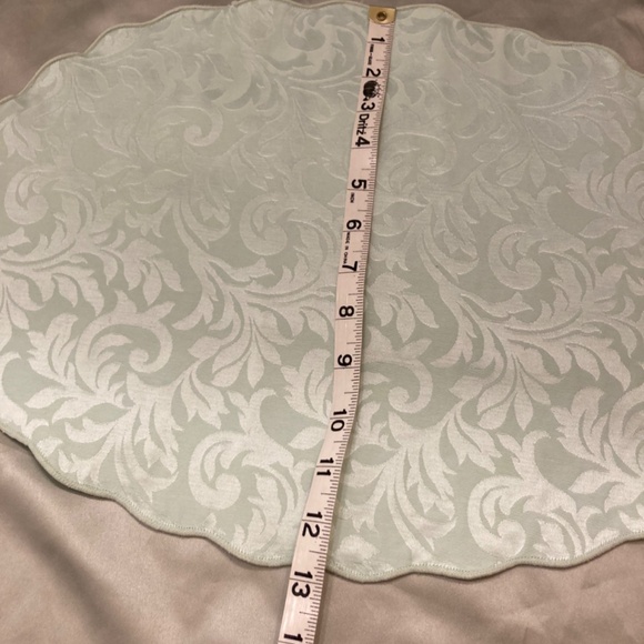 Set of Mint Green Damask Fabric Placemats and Napkins - 4 each - 8 Total Pieces - Picture 9 of 11